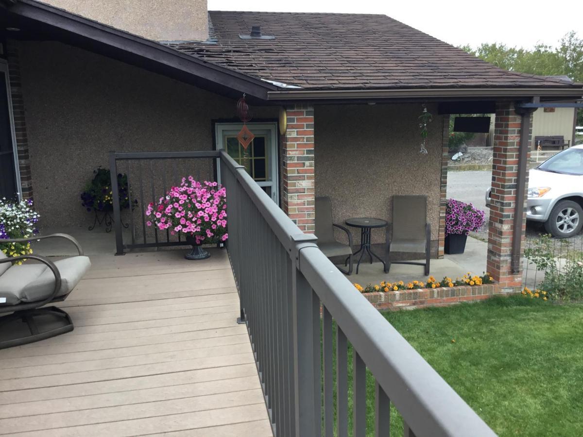 Burmis Bed And Bales Bed & Breakfast Bellevue Екстериор снимка
