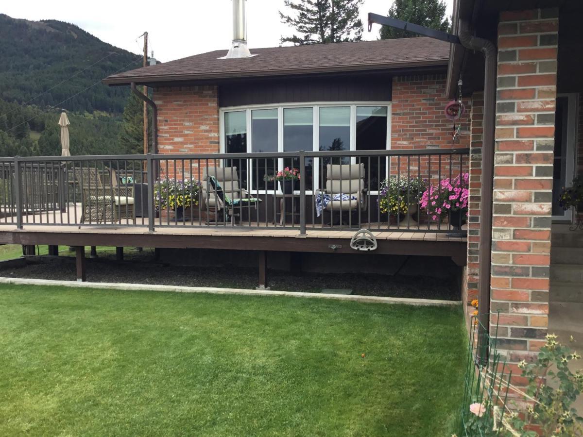 Burmis Bed And Bales Bed & Breakfast Bellevue Екстериор снимка